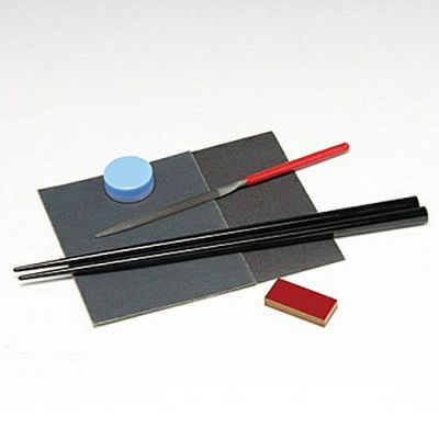 堆朱 壷 玉楮象谷 明堆朱写 蟷螂紋香合 Q014｜骨董店 のびる 古美術 骨董