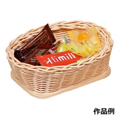 籐のお菓子かご