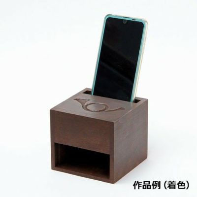 木彫スマートフォンスピーカー